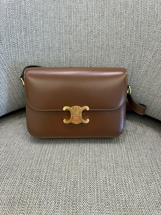 Bolsa Celine Triomphe Classique Marrom