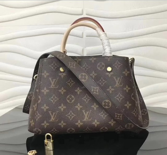 Bolsa Louis Vuitton Montaigne BB