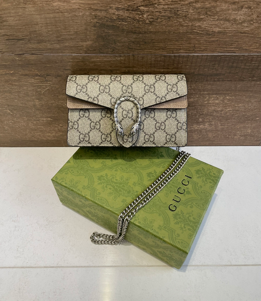 Bolsa Gucci Dionysus Super Mini GG Supreme Bege
