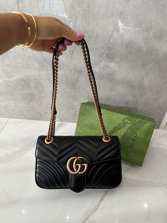 Bolsa Gucci Marmont Pequena Shoulder
