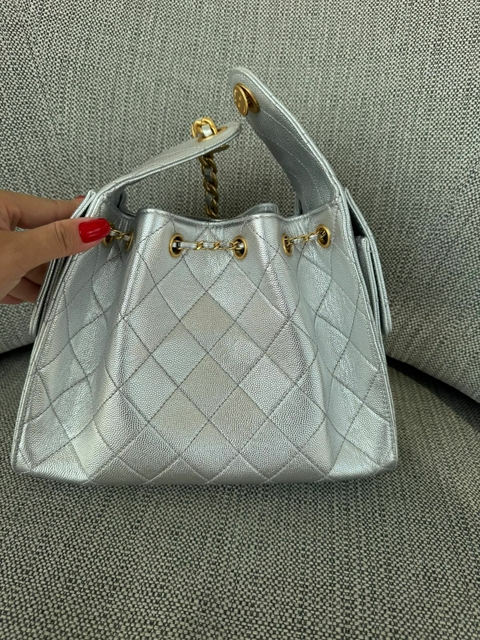 Bolsa Chanel 25 Pequena Prata