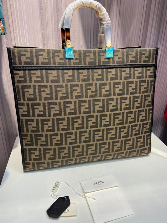 Bolsa Fendi Sunshine Tote Monogram