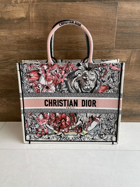 Bolsa Dior Book Bordada La Force